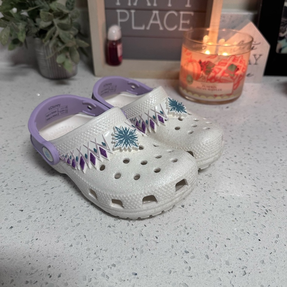 Disney frozen glitter crocs size 9c